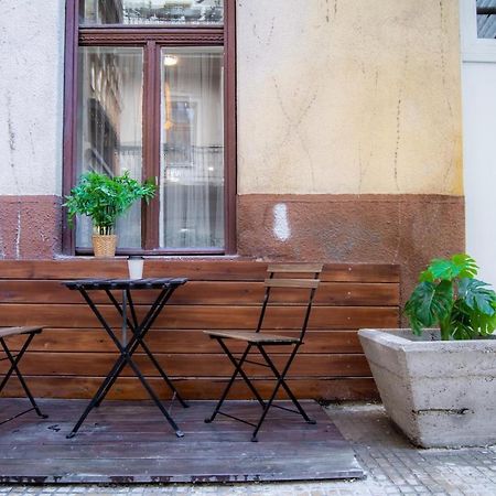 Apartment In Super Location M9 Budapest Bagian luar foto