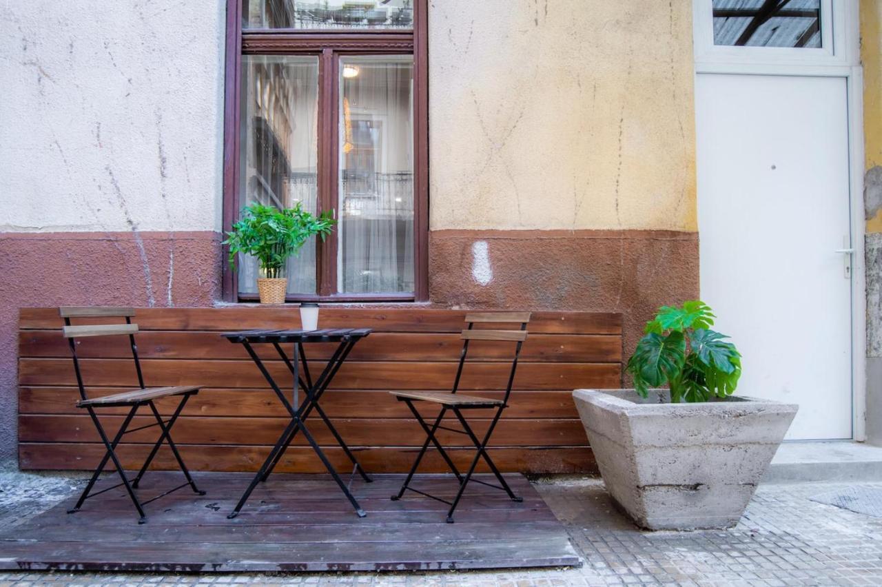 Apartment In Super Location M9 Budapest Bagian luar foto